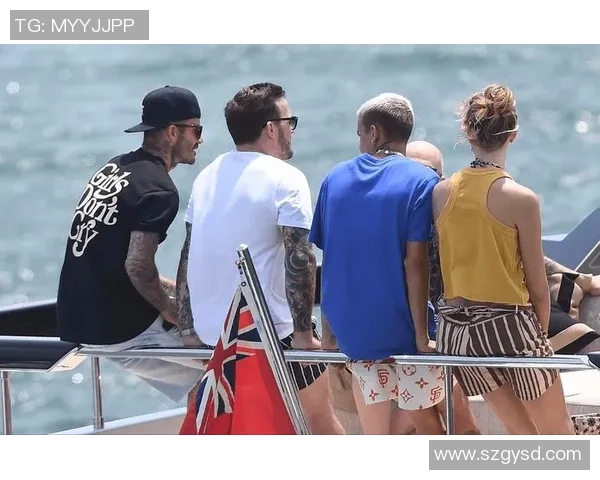 足球巨星带着孩子亲子时光，感受温馨与爱的瞬间